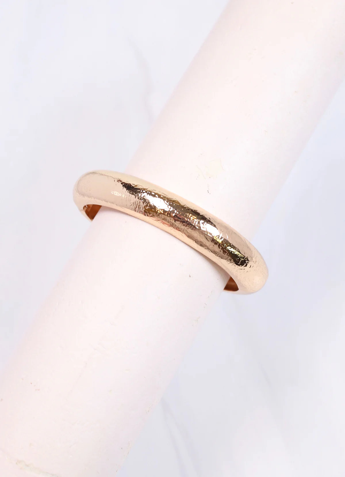 Caroline Hill Shiny Gold Toran Metal Bracelet