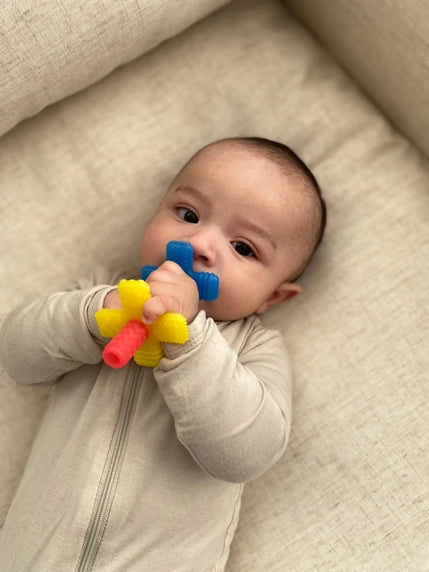 Itzy Ritzy Teensy Tubes™ Rainbow