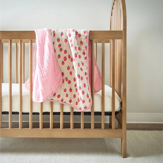 Itzy Blanket - Strawberries + Cream