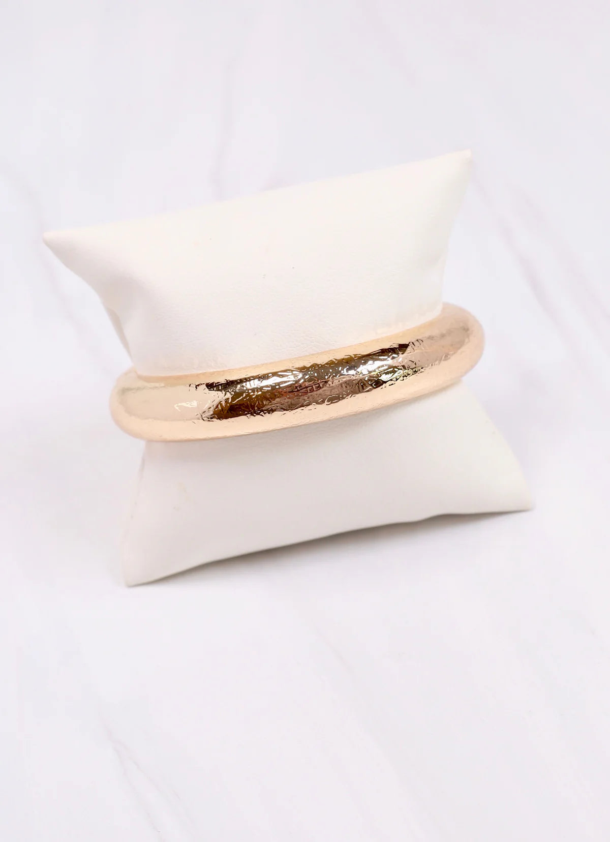Caroline Hill Shiny Gold Toran Metal Bracelet
