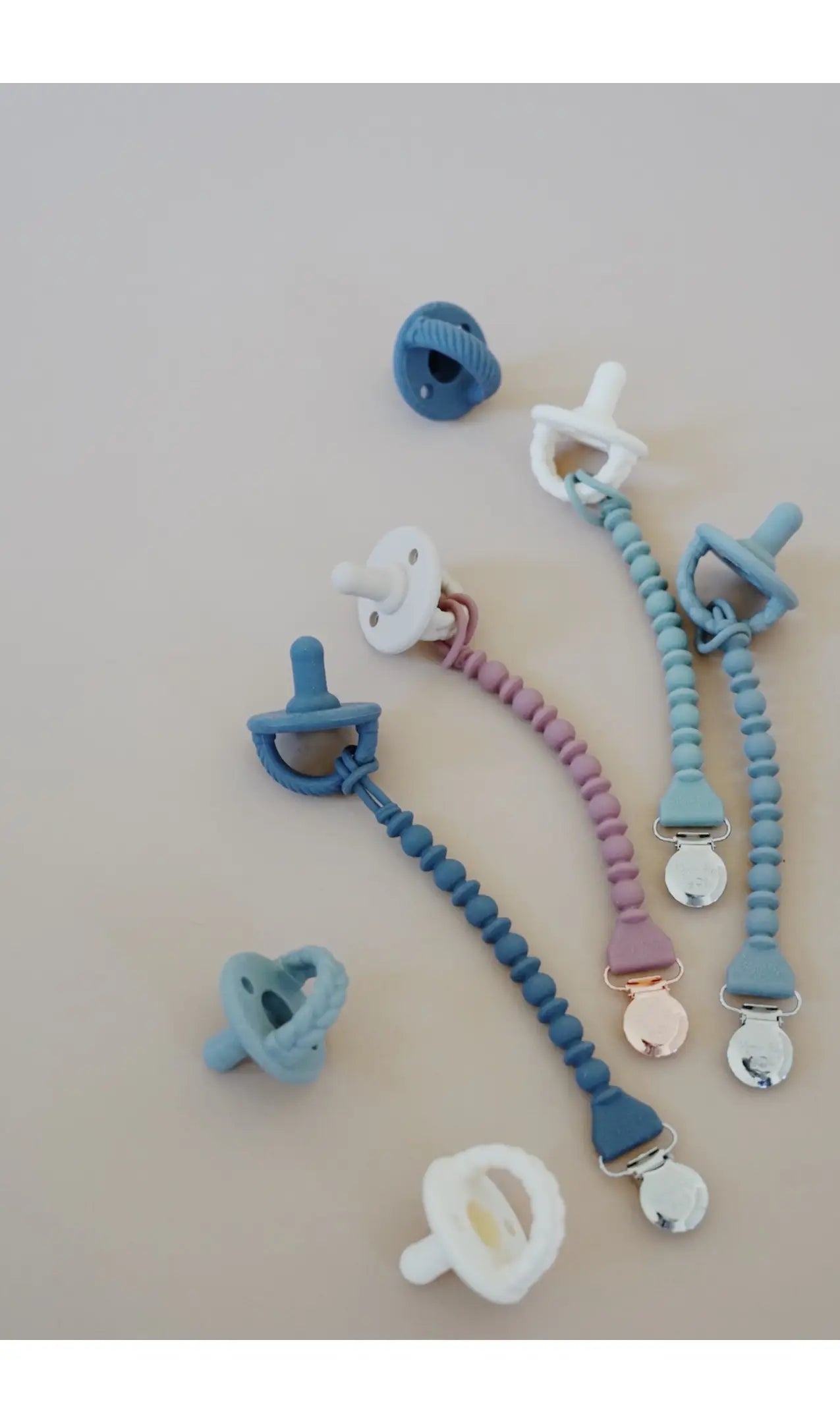 Sweetie Strap Silicone One-Piece Pacifier Clips