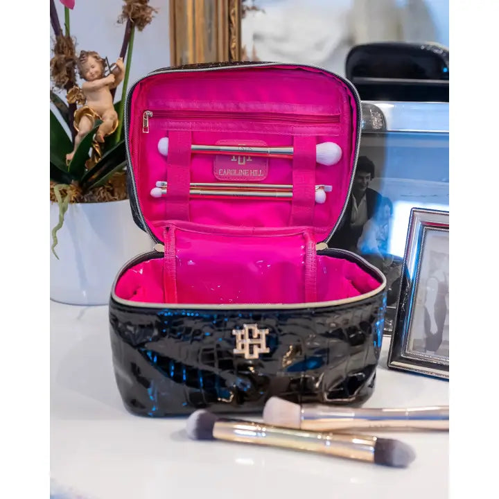 Caroline Hill Hampton Train Case Black
