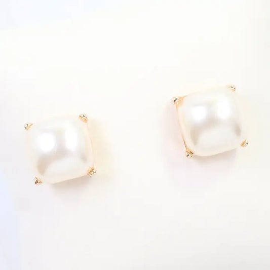 Caroline Hill Mavis Square Pearl Stud Earring Cream