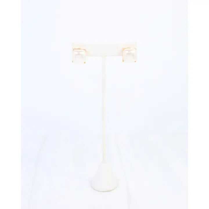Caroline Hill Mavis Square Pearl Stud Earring Cream