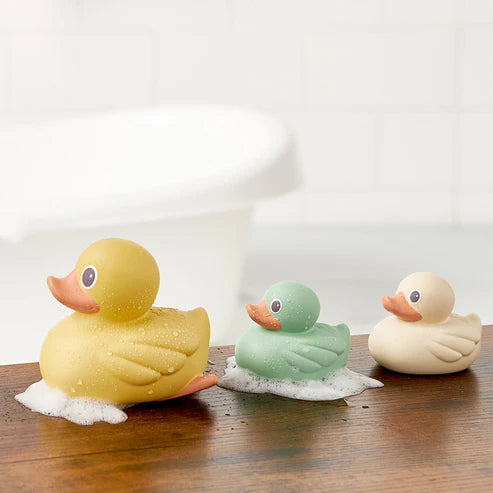 Itzy Ritzy Ducky Family Bath Toy Set