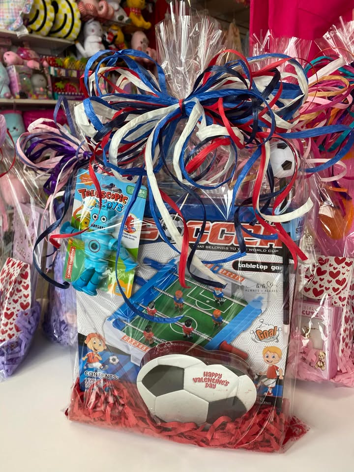 VALENTINE PREMADE BASKETS