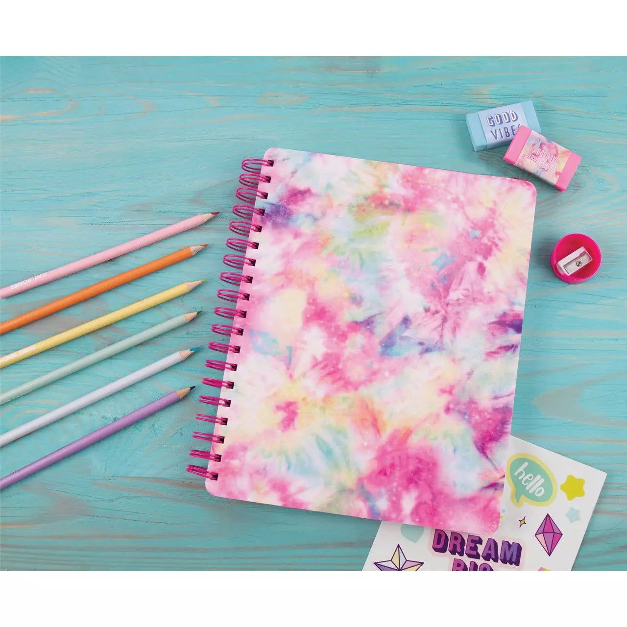 Make It Real Tie-Dye All-In-One Sketching Set